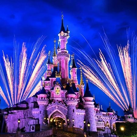 Luxury Brand New Art Deco Disneyland Chalifert Luaran gambar